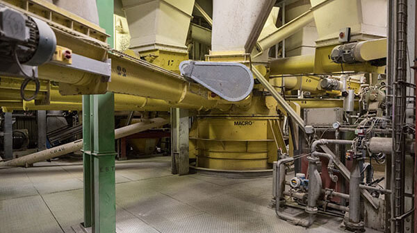 usine de fabrication d'aliments pour animaux du bétail