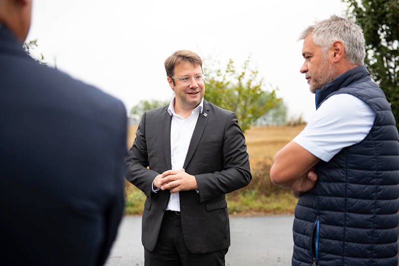 Le Président de la région Bretagne Loïg Chesnais-Girard en visite à la Coopérative Le Gouessant